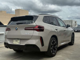 BMWのお車は、&ldquo;駆け抜ける歓び&rdquo;を体現しております。走行の安定性とコーナリングの良さを追求し、思い通りにハンドルの操作可能です。