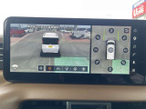 日産軽初の新装備3Dビューです。3Dでぐるっと大きな画面で見えます。