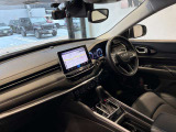 見晴らしの良い運転席で、室内空間も広くなっております。
