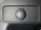 【充電用USB端子】デバイスの充電に便利です。※実際の接続端子は写真で確認or店舗までご気軽にお問合せください♪