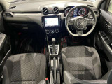 視野も良く、運転しやすいコックピットです。