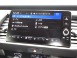 ナビゲーションはホンダコネクトディスプレイを装着しております。AM、FM、Bluetooth、フルセグTVがご使用いただけます。初めて訪れた場所でも道に迷わず安心ですね!