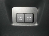 【充電用USB端子】デバイスの充電に便利です。※実際の接続端子は写真で確認or店舗までご気軽にお問合せください♪