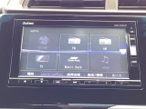 ドライブの必需品。見やすい・使いやすいHonda純正のメモリーナビを搭載しています。