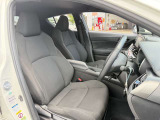 運転席シート廻りは使用感も少なく、良好な状態となっています。前オーナー様が丁寧に使っていたことがよくわかりますね。