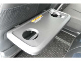後席用シートバックテーブル