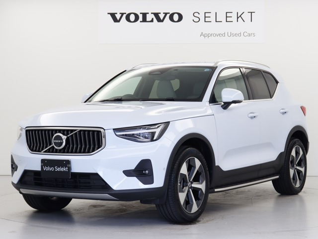 XC40 ウルトラ B4 AWD 4WD