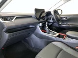 分かりやすく操作しやすい運転席まわりです☆