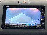 【バックモニター】駐車時に後ろの映像がナビゲーションにうつるので駐車がらくらく★車庫入れが心配なかたもバックモニターで安心★