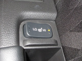 運転席&助手席シートヒーターが付いてます。2段階に温度設定が可能です。