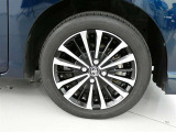 【タイヤ4本新品】・・・こちらのお車はネッツ千葉で購入時タイヤ4本交換します。消耗品ですが高価なのがこのタイヤ・・・!このクルマ、お得ですよ♪