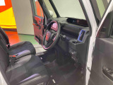 納車前にはプロのメカニックが点検、整備を行いますので安心してお乗り頂けます!!
