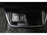 スマートフォンなどの音楽再生が可能なUSB接続ジャック装備車両です♪♪♪