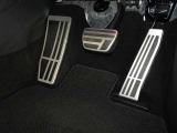 &ldquo;F SPORT&rdquo;専用アルミ製スポーツペダル&フットレスト