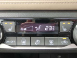 シートヒーター付きで寒い冬でもシートは暖かいです