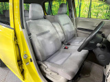 運転席シート廻りは使用感も少なく、良好な状態となっています。丁寧に使われていたことがよくわかりますね。