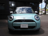 ナビやドライバーアシスト機能など、BMW・MINIならではの装備についても丁寧に分かりやすくご案内いたします。