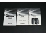 保証書・記録簿・取扱説明書と揃っていいます。キーの電池は新品にお取替えしてから納車させて頂きます。