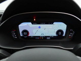 必要に応じてメーター内に地図や車両のインフォメーションなどを切り替え表示できるバーチャルコクピット