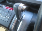 スムーズな走りの無段変速CVT