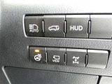 寒い時期ステアリングヒータースイッチ ONでハンドルを温めて手のひらから暖かくしてくれるので快適にドライブできます。