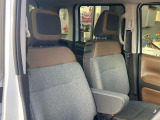 運転席、助手席まわりです。実際お座りいただくのが、分かりやすいと思います。お気軽にご来店ください!