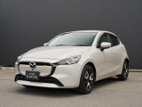 世界統一名称の『MAZDA2』となったコンパクト。「Be a Driver」のスローガンのもと、最適なドライビングポジションを提供できる室内空間と思い通りの走行性能を持った、クラスを超えたお車です!