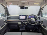 とっても視界が広くて、女性も運転しやすいですよ!!!
