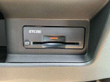スッキリと収まったETC2.0ユニット。 やはり便利さからマストアイテムになってきましたね。