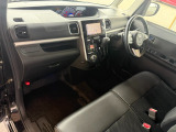 こちら以外にも人気の車種をご用意しております。まだおクルマが決まっていないお客様にライフスタイルに合った一台をご紹介致します。スタッフ一同ご来店を心よりお待ちしております。