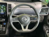 【ステアリングスイッチ】運転中、前方から目線をそらすことなく、オーディオ等の操作が可能な便利機能!安心&快適なドライブを演出してくれます♪