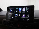 スマートフォンとの連携を可能にした9インチのディスプレイオーディオが搭載。フルセグTV、AM/FM、Bluetooth/USB/HDMI入力に対応してます。