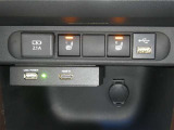 【シートヒーター搭載】シートを温めてくれる暖房機器です!長時間座っていると負担が掛かりやすい背中や腰、または冬場の寒い日に冷えやすい脚部に快適なぬくもりを♪