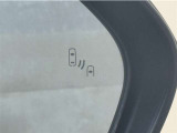 車線変更時の後方確認をアシストしてくれるブラインドスポットモニター!ドアミラーの死角を検知してくれるから車線変更もスムーズです。