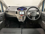 弊社の商品車両は横浜本牧にあります本部で隅々までチェックを行い、トヨタの厳しい商品基準をクリアした厳選した車両を展示しています。