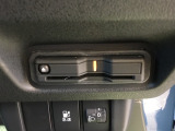 ETC車載器付。ETCが使用可能な道路通行料はキャッシュレスでスマートに走行できます。再セットアップして納車致します。