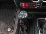 セレクトラックフルタイム4X4システム