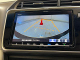 バックカメラの画像です。ガイドラインがスムースな車庫入れをサポートいたします!車庫入れの安心感がアップしますね☆