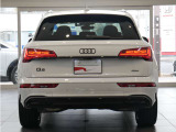 後続車両から長く見られるリヤスタイルも、Audiらしく上品で洗練されたデザインで見る人を惹きつけます。