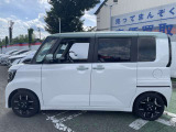 両側オートスライドドア装備!運転席やドアのスイッチ、リモコンキーでも開閉操作できるので便利ですよ!