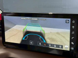 目視できないフードで隠れた路面の映像を表示するインビジブルフードビューが搭載されております!