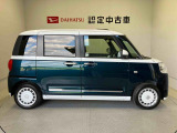 車両右側面からの写真になります。車をご覧になりたい時はお気軽に最寄りの店舗へご相談下さい。