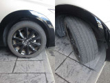 車のデザインにマッチした純正アルミホイール☆