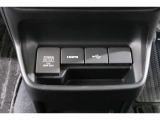 スマートフォンなどの音楽再生が可能なUSB接続ジャック装備車両です♪♪♪