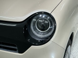 LEDヘッドライトは、点灯の瞬間から最大光量を発揮し、突然暗くなるトンネルなどでの安定感を高めます。