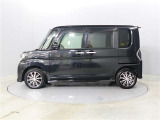 中古車の内外装の状態などをひと目で分かるよう、プロの検査員が実施した「車両検査証明書」をご用意しています。