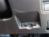 ETC車載器付きです。高速道路の料金所もスムーズに通過できます。