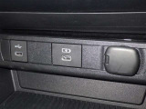 シガーソケット用の充電器が使用可能です!