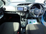オシャレなインテリアで運転する気分も盛り上がりますよね^^