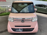 お客様に安全で快適なカーライフをお送りいただくために、中古車にも高いレベルの品質基準を設け、その基準に従って、全ての中古車について納車前整備を実施しています。